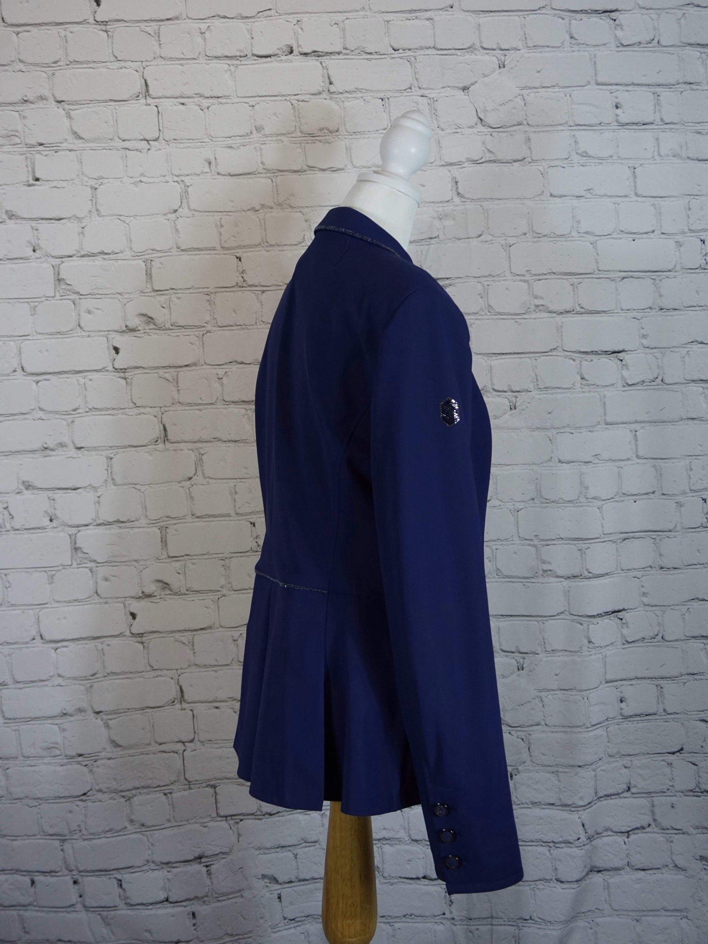 Samshield Women's Alix Show Coat Size US14
